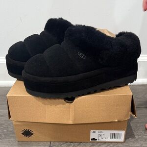 UGG Tazzliza Platforms Black 7